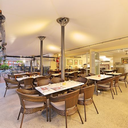 แคร์น ควีนสแลนเดอร์ โฮเต็ล แอนด์ อพาร์ตเมนท์ Aparthotel แคนส์ ภายนอก รูปภาพ